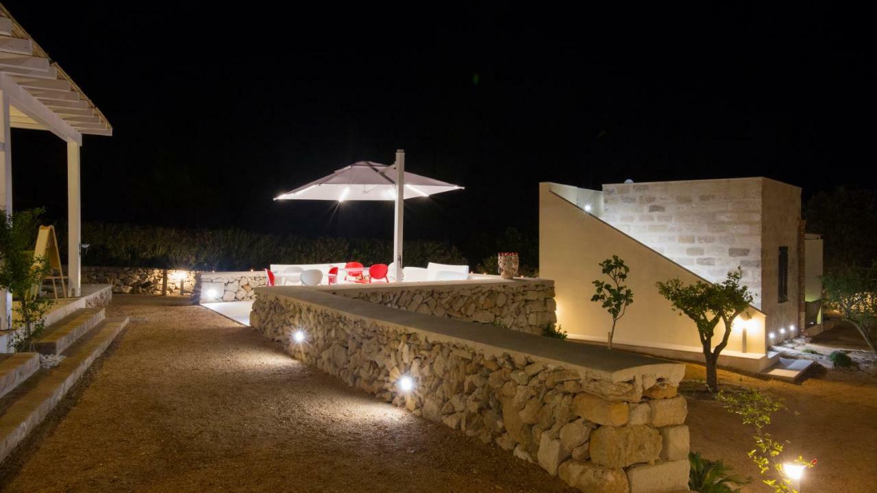 Le Suites Del Carrubo Favignana Exterior foto