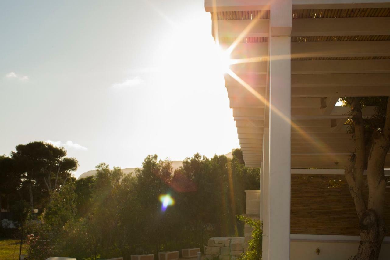 Le Suites Del Carrubo Favignana Exterior foto